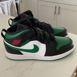 Youth size 1; black/pine green & white sneakers